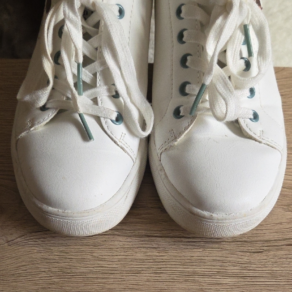 Disney White MINNIE & MICKEY Sneakers (Fits 7.5-8) - Picture 7 of 14